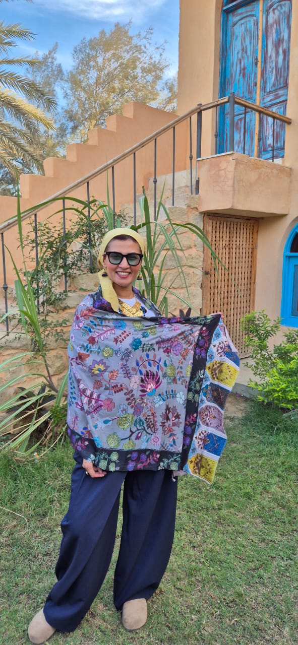 Baby Cashmere Shawls With Silk Threads Embroidery