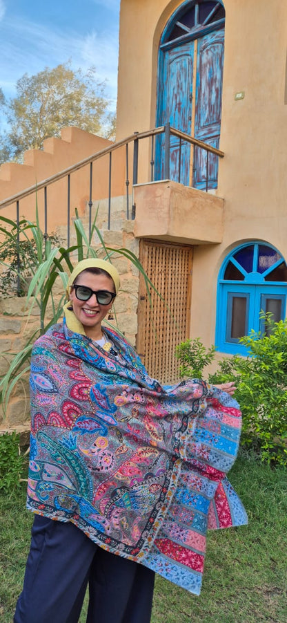 Baby Cashmere Shawls With Silk Threads Embroidery