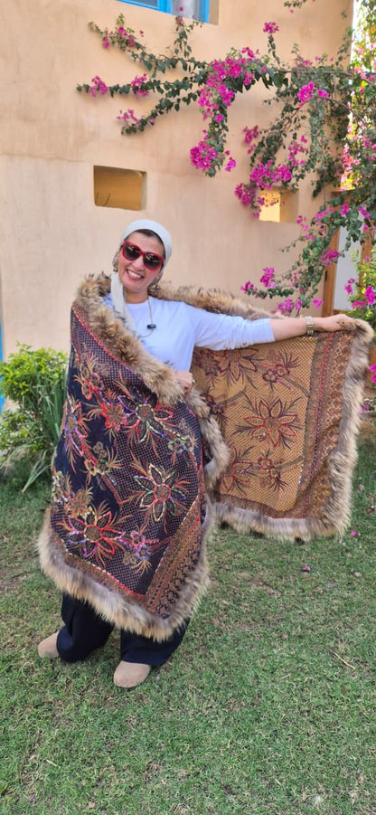 Double Layered Reversible Fur Shawls  Pure Boiling Wool Size