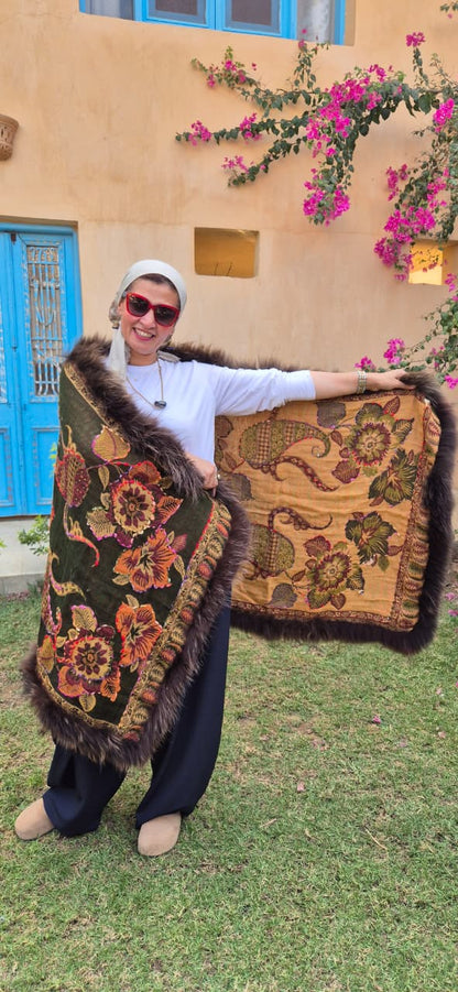 Double Layered Reversible Fur Shawls  Pure Boiling Wool Size
