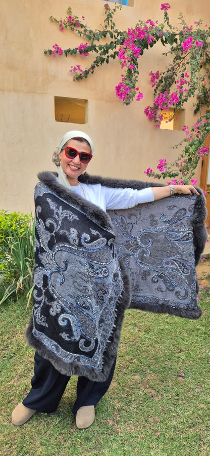 Double Layered Reversible Fur Shawls  Pure Boiling Wool Size
