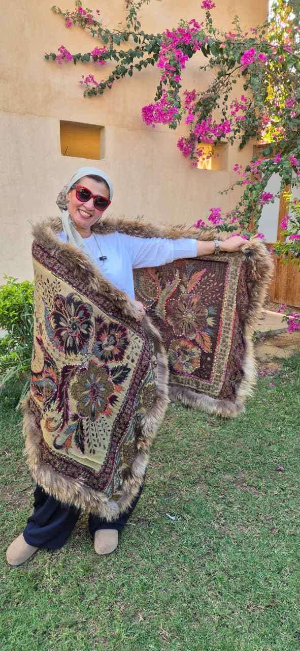 Double Layered Reversible Fur Shawls  Pure Boiling Wool Size