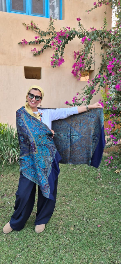 Reversible floral shawl in charcoal black and dusty mauve