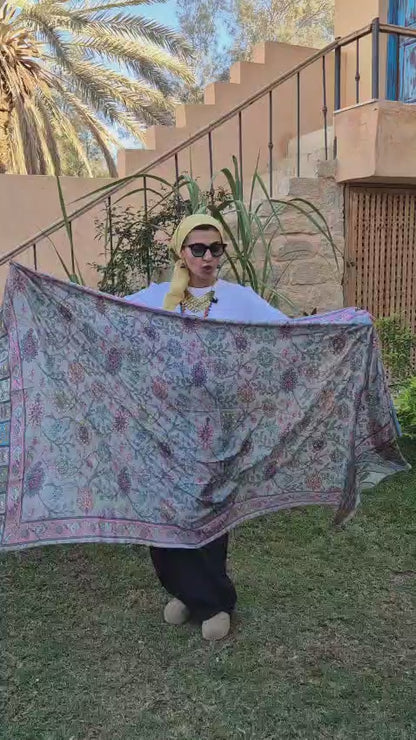 Baby Cashmere Shawls With Silk Threads Embroidery