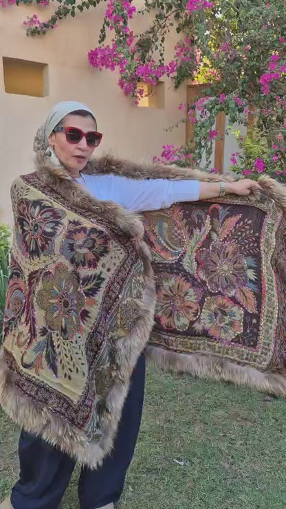 Double Layered Reversible Fur Shawls  Pure Boiling Wool Size